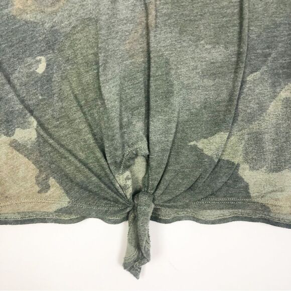 ALTERNATIVE | Short Sleeve Camouflage Tee Tie Knot Front Detail Women’s Size XL - Picture 4 of 8
